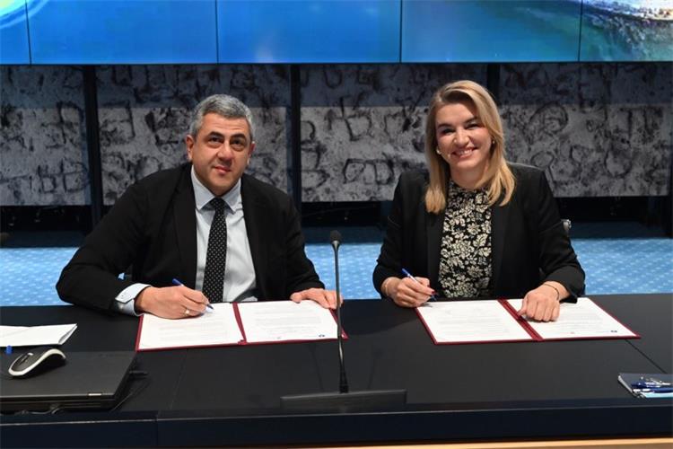 Slika /1_A_fotke_vijesti/240412_untourism1.jpg