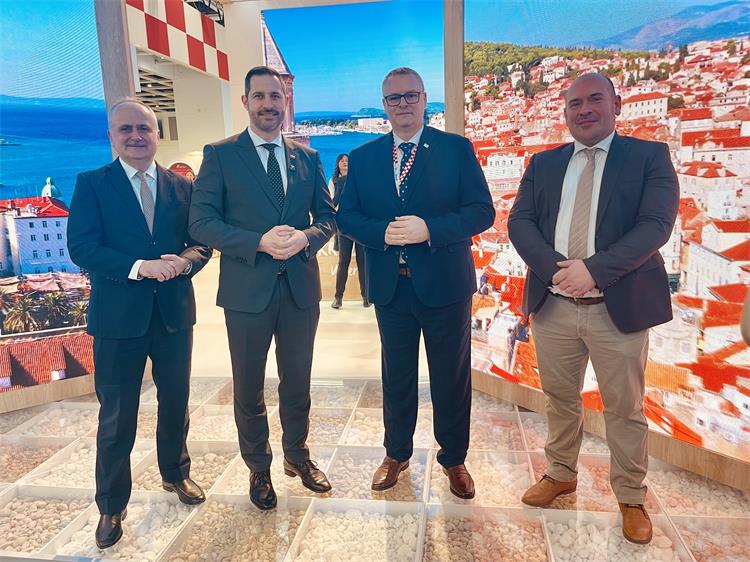 Slika /1_A_fotke_vijesti/Bakota_Glavina_Stanicic_Draghicchio.jpg