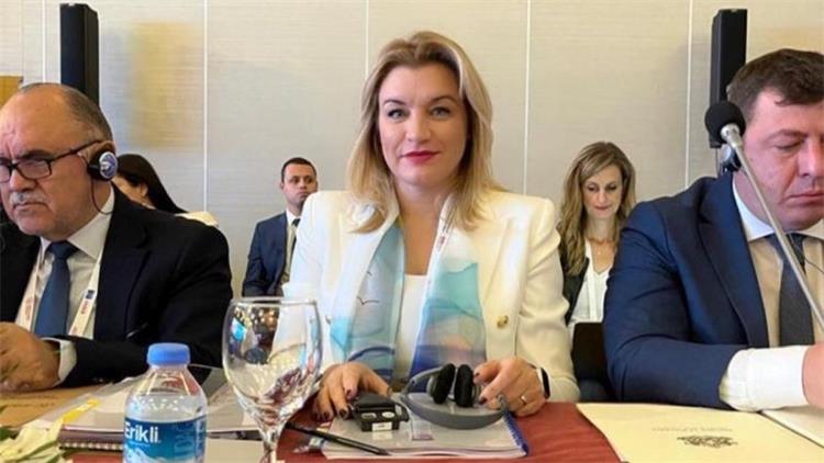 Slika /2022_photo_ilustrac/221027_mints1.JPG