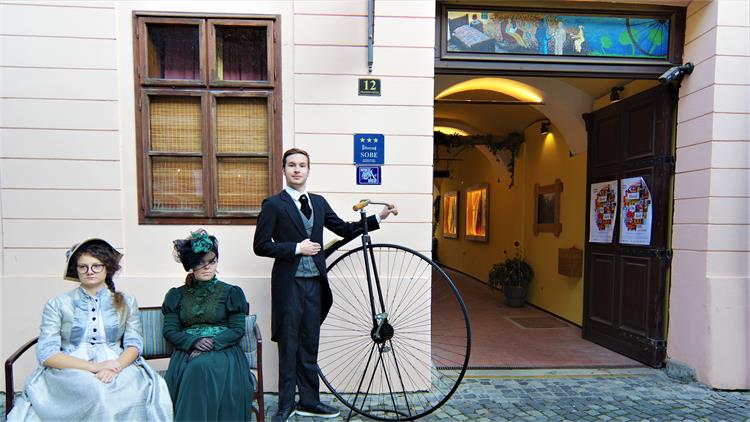 Slika /AA_2018_b-fotke/DHT2019/191004_max0.jpg