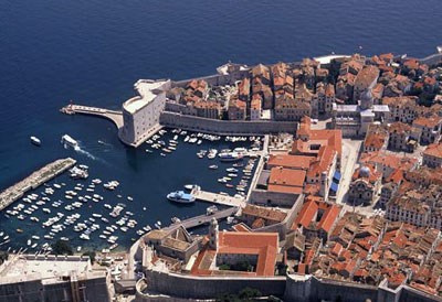 Photo /arhiva/Dubrovnik_by_air.jpg